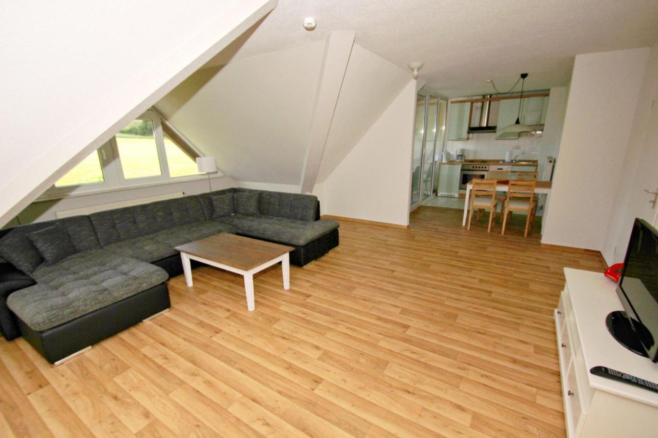 Strandnah Mit Balkon, Gratis Nutzung Vom Ahoi Erlebnisbad Und Sauna In Sellin - Strandhaus Moenchgut Fewo21 لوبه المظهر الخارجي الصورة