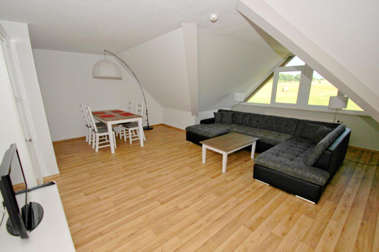 Strandnah Mit Balkon, Gratis Nutzung Vom Ahoi Erlebnisbad Und Sauna In Sellin - Strandhaus Moenchgut Fewo21 لوبه المظهر الخارجي الصورة