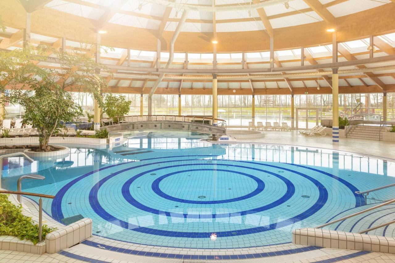 Strandnah Mit Balkon, Gratis Nutzung Vom Ahoi Erlebnisbad Und Sauna In Sellin - Strandhaus Moenchgut Fewo21 لوبه المظهر الخارجي الصورة