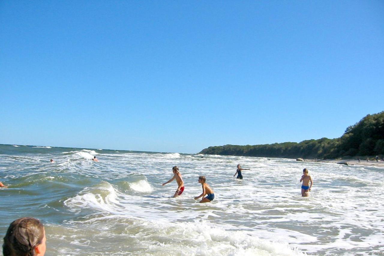 Strandnah Mit Balkon, Gratis Nutzung Vom Ahoi Erlebnisbad Und Sauna In Sellin - Strandhaus Moenchgut Fewo21 لوبه المظهر الخارجي الصورة